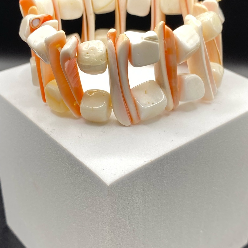 Vintage stretch bracelet